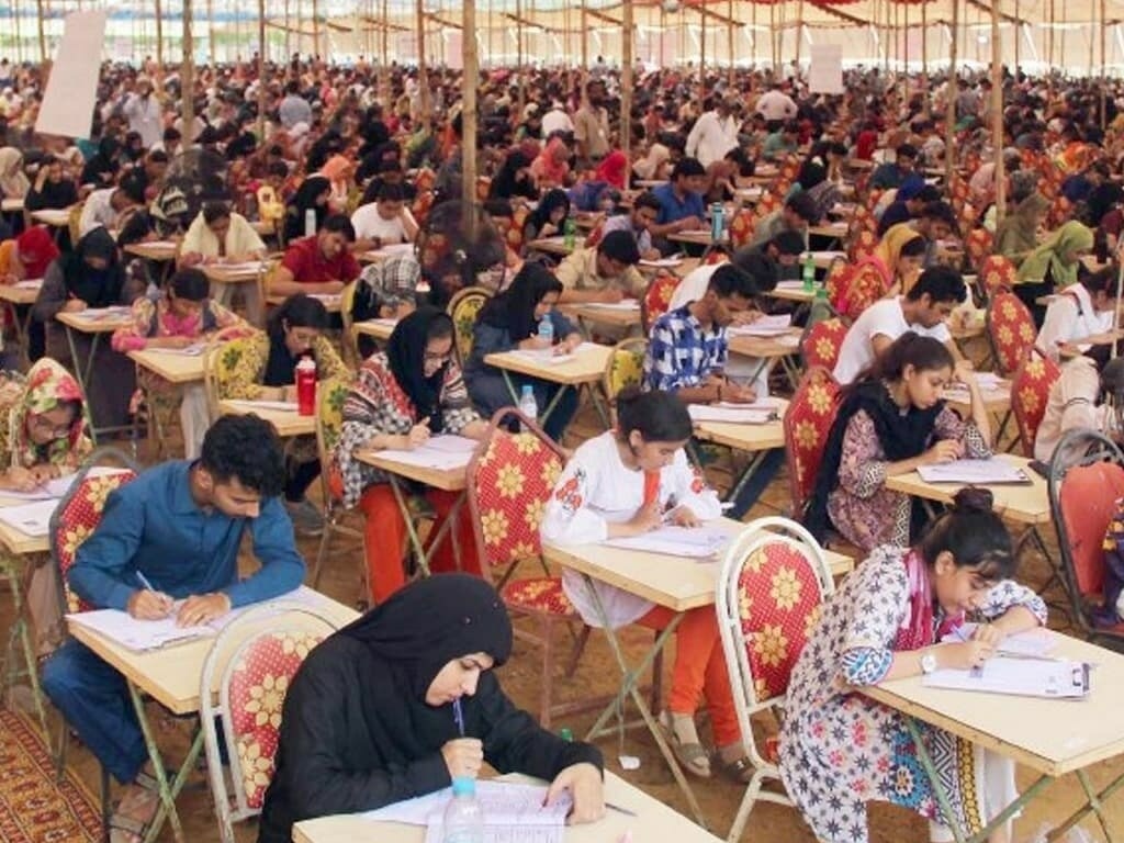 PMDC Facilitates MDCAT Candidates with Last-Minute Changes