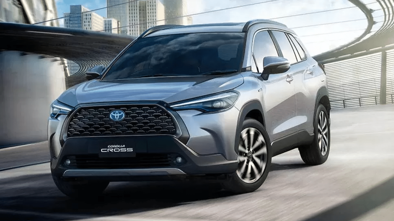 Toyota's Locally-Assembled Corolla Cross Hybrid Spotted in Karachi