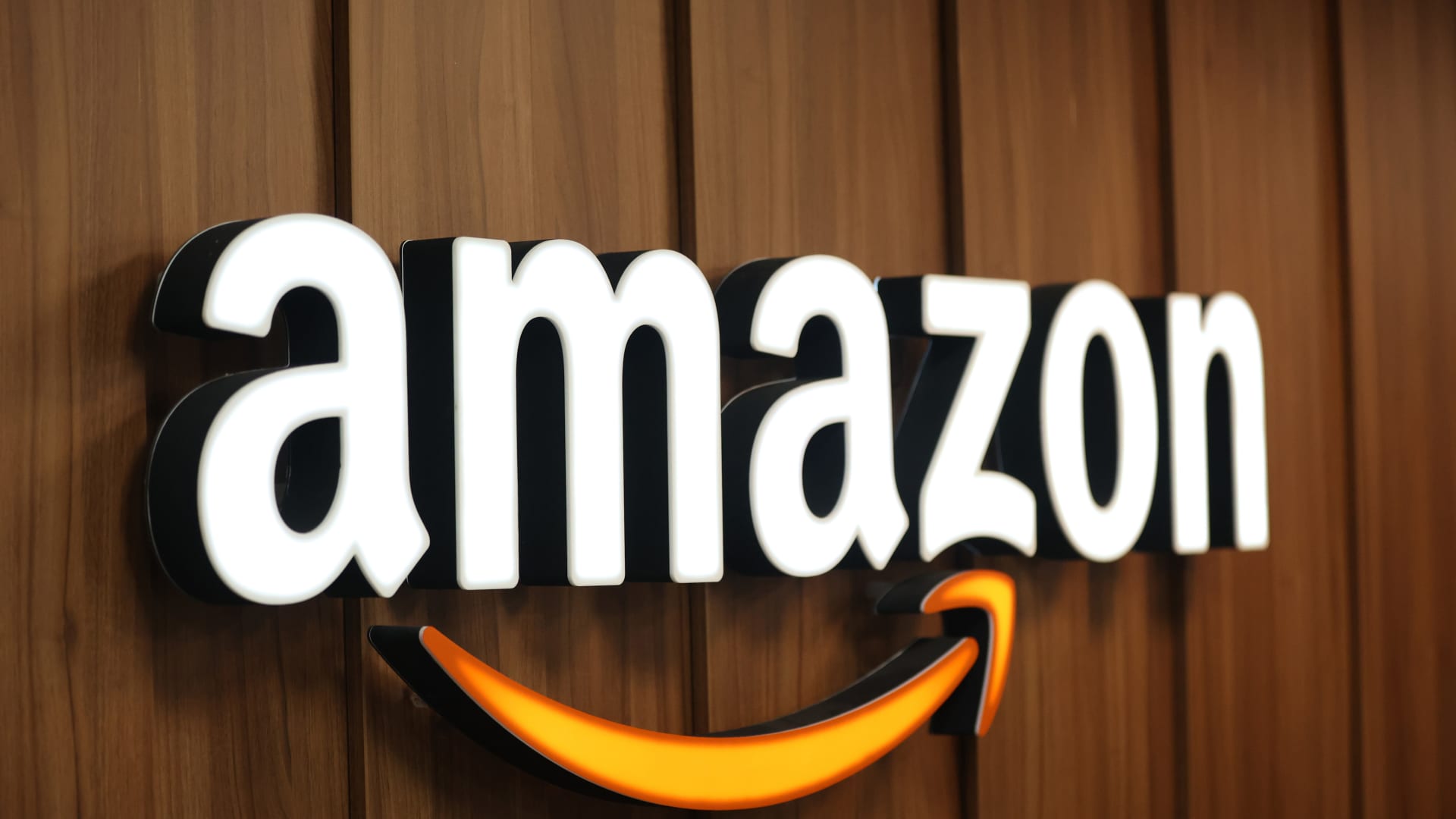 Amazon Saudi Arabia Offers High-Paying Jobs up to 12,000 Saudi Riyals!