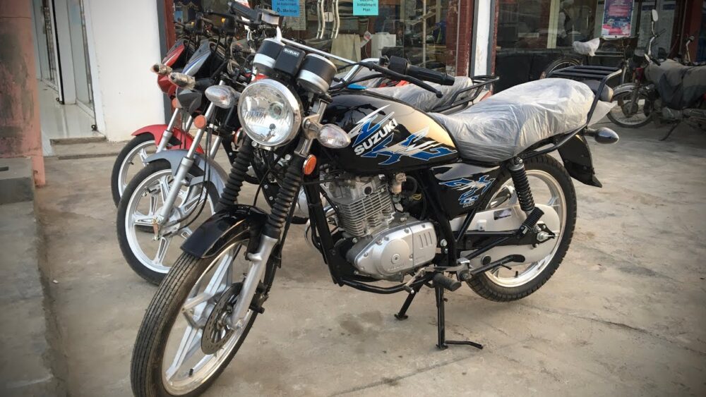 Pak Suzuki Stands Out: Motorcycle Sales in Pakistan Dip in July 2023