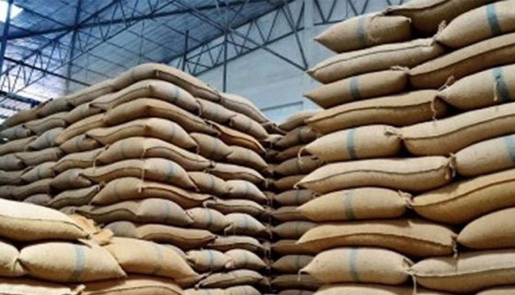 Shahdadkot Crackdown: Millions of Wheat Sacks, 15,000 Fertilizer Bags Seized