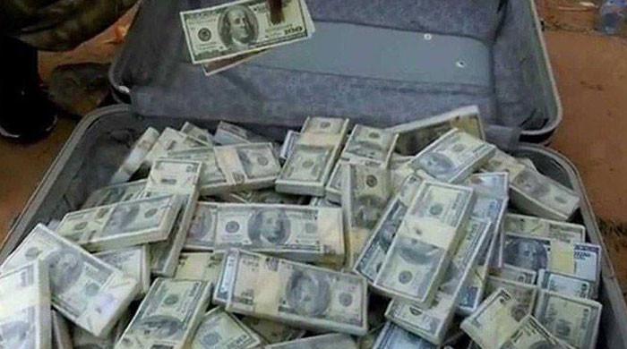 خیبرپختونخوا: ایف آئی اے نے ایک سال میں ایک کروڑ 80 لاکھ ڈالر برآمد کیے