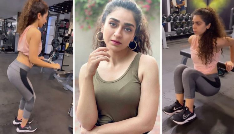 Hajra Yameen's Viral Image Shocks the Internet Community