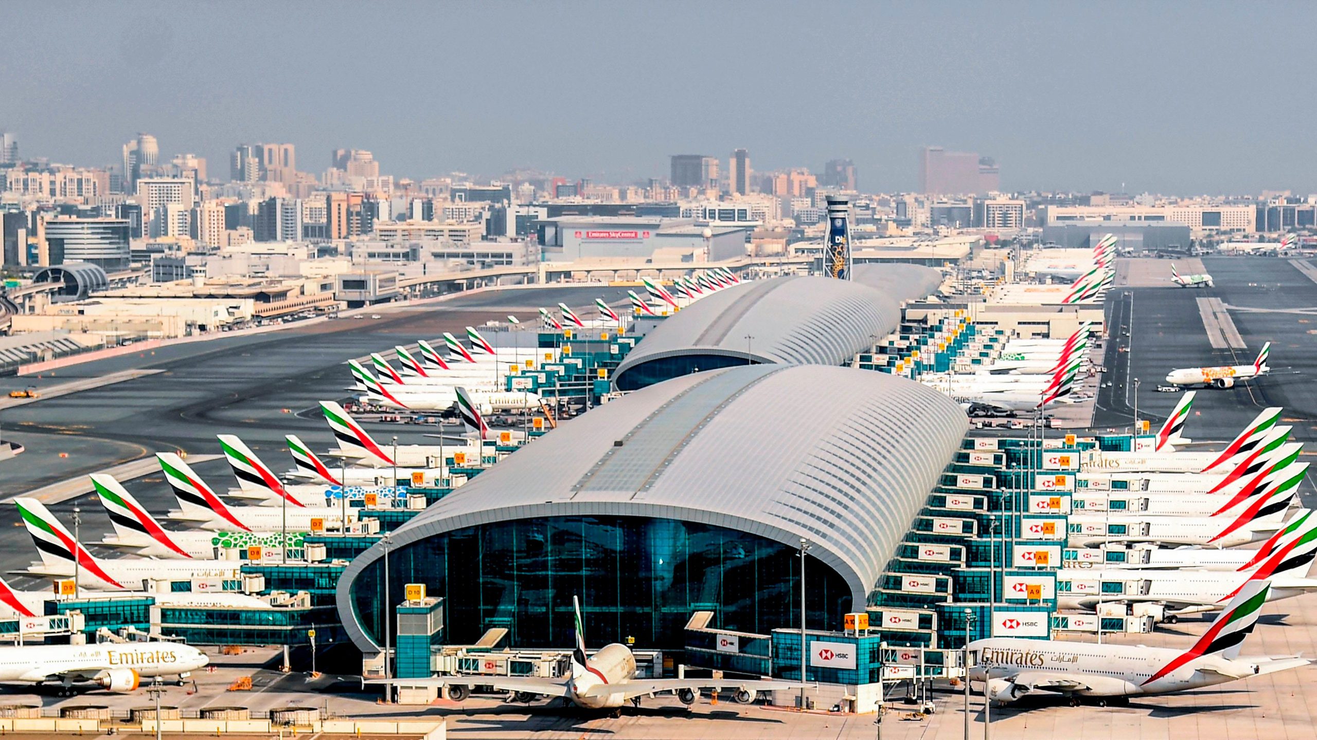 Explore Dubai International Airport Jobs in UAE with Salaries up to 8,000 Dirhams