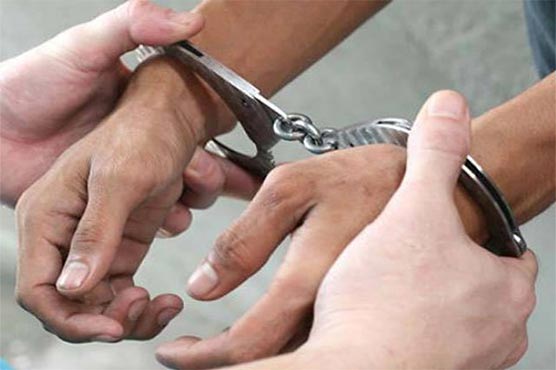 پشاور: میڈیکل ٹیسٹ میں نقل اور پرچہ آؤٹ کرنے میں ملوث ملزم گرفتار