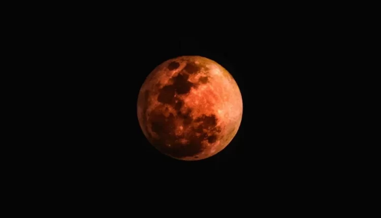 رواں سال کا دوسرا اور آخری چاند گرہن 28 اکتوبر کو ہوگا