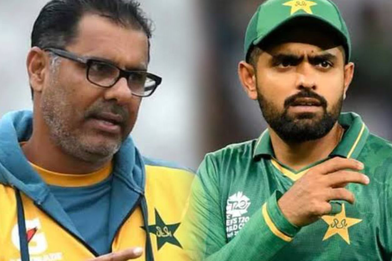 بابر اعظم کی واٹس ایپ چیٹ لیک کرنیکا معاملہ، وقار یونس پھٹ پڑے